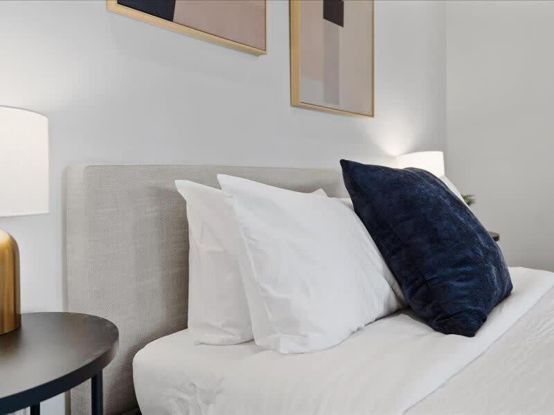 Cozysuites 1Br, Ppg Paints Arena, Pitts Pittsburgh Exterior photo